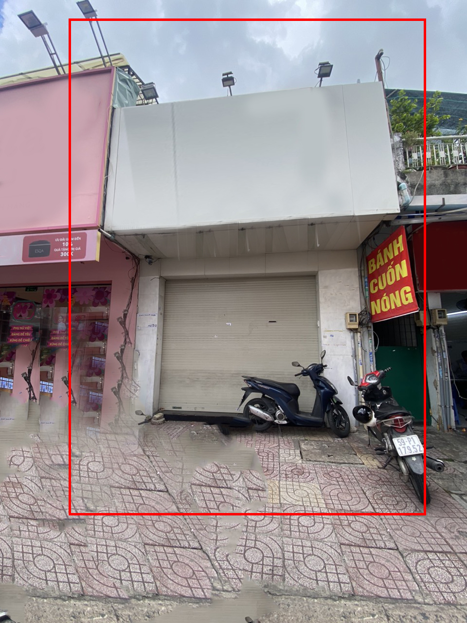 Cho thuê mặt bằng lối đi chung (muốn riêng khách có thể tự ngăn). Mặt tiền Lê Văn Sỹ, Phường 10, Quận Phú Nhuận